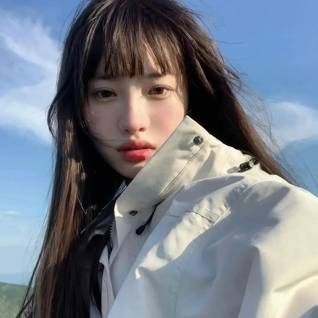 不认识的女友